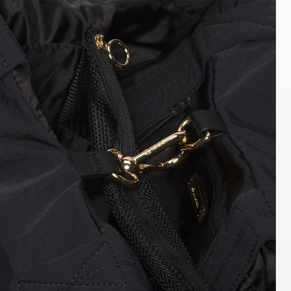 Lululemon On My Level Bag *19L Black - Picture 3 of 11